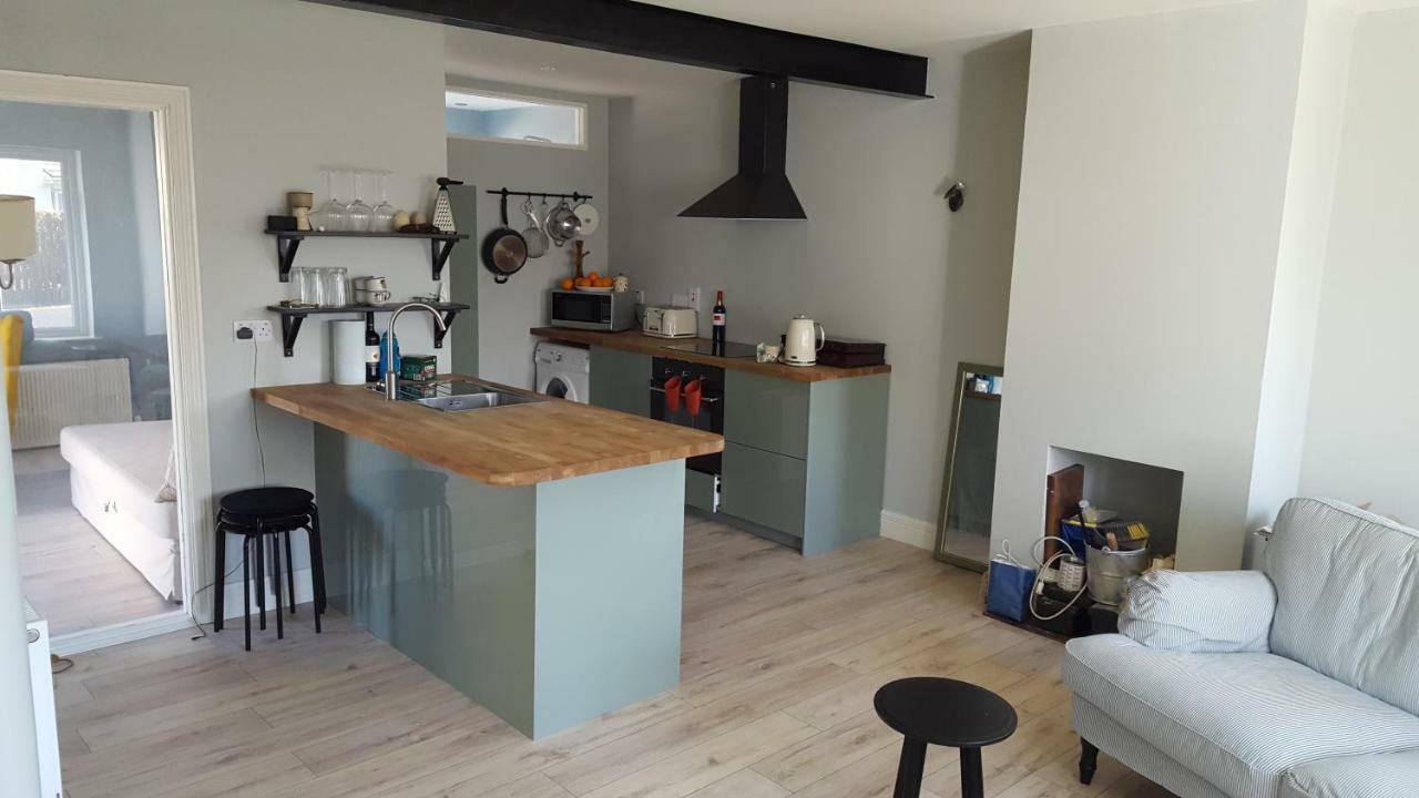 Our Holiday Home 에니스크론 외부 사진