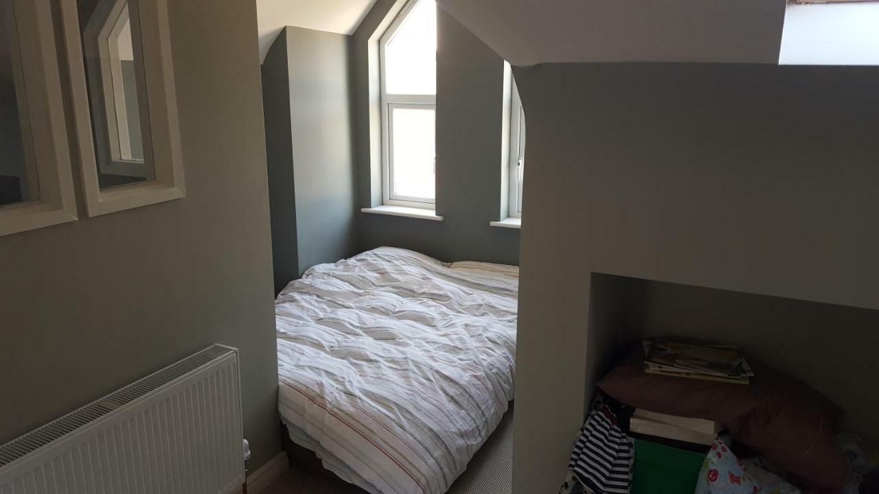 Our Holiday Home 에니스크론 외부 사진