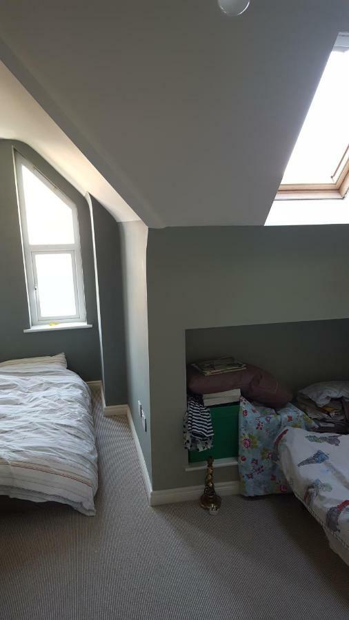 Our Holiday Home 에니스크론 외부 사진